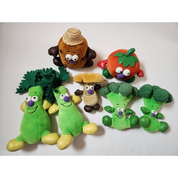 Veggie Tales plush toys lot of 7 tomato potato broccoli mushroom - Picture 1 of 6